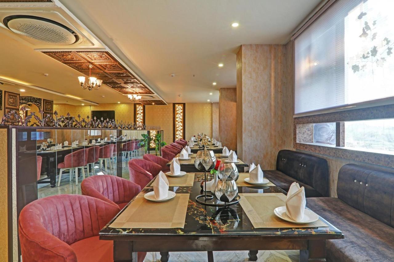 Townhouse Oak Paras Inn 4* Lucknow